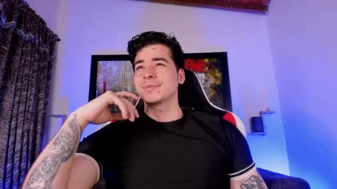 liamwyatt_ online show from May 27, 3:36 am