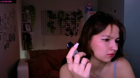 Li online show from May 25, 9:04 am