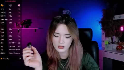 Snapshot of liana_kisses chatting on October 10, 7:41 pm Little Liana online show from October 10, 7:41 pm