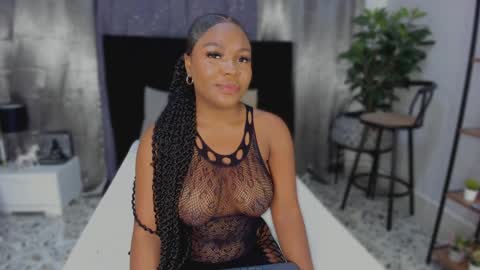 Lianasmith online show from April 6, 4:46 am