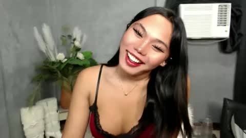 Snapshot of liane_mei chatting on September 17, 12:47 am Liane online show from September 17, 12:47 am