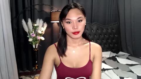 Snapshot of liane_mei chatting on February 16, 11:16 pm Liane online show from February 16, 11:16 pm