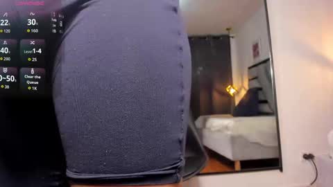lianfox_ online show from May 14, 12:36 pm