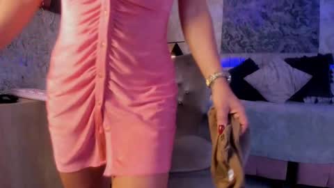 Snapshot of liannaa_ chatting on September 29, 7:57 pm Lian online show from September 29, 7:57 pm