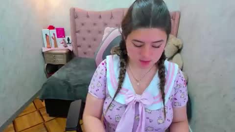 Grace online show from November 13, 6:32 pm