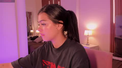 liasalvatore online show from April 14, 2:42 pm