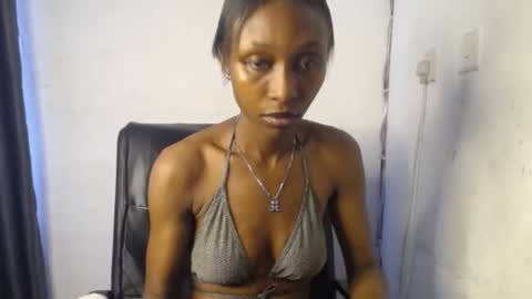 Juicy pinkpussy online show from January 18, 8:45 am