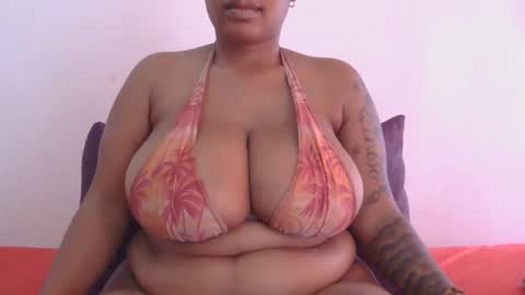 Snapshot of lickabletash98 chatting on March 6, 10:09 am lickabletash98 online show from March 6, 10:09 am