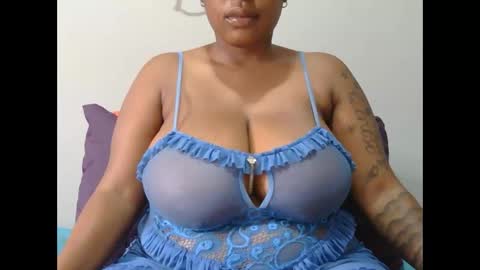 Snapshot of lickabletash98 chatting on February 12, 4:44 am lickabletash98 online show from February 12, 4:44 am