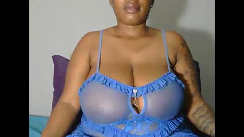 Snapshot of lickabletash98 chatting on February 21, 7:34 am lickabletash98 online show from February 21, 7:34 am