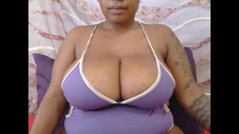 Snapshot of lickabletash98 chatting on February 2, 12:02 pm lickabletash98 online show from February 2, 12:02 pm