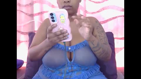 Snapshot of lickabletash98 chatting on October 1, 6:34 am lickabletash98 online show from October 1, 6:34 am