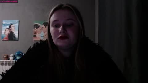 light_lunaa online show from September 13, 2:30 pm