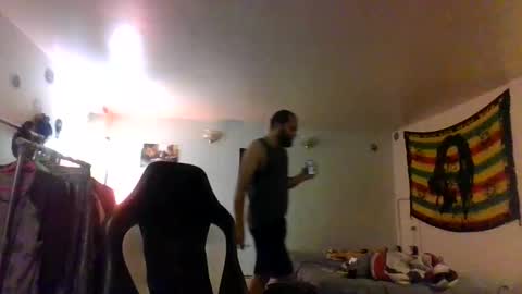 Snapshot of lightskinned666 chatting on October 19, 3:44 am lightskinned666 online show from October 19, 3:44 am