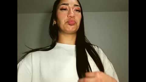 LIIA online show from October 4, 11:30 am