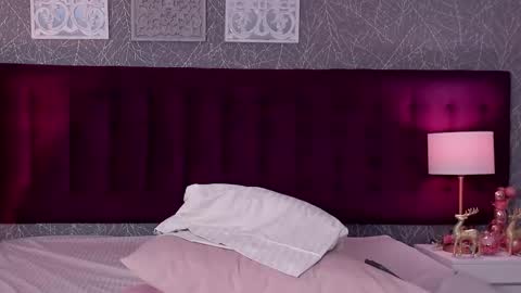 Lia  online show from November 30, 8:49 pm