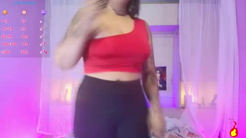 Snapshot of liiavega chatting on March 7, 5:49 pm online show from March 7, 5:49 pm