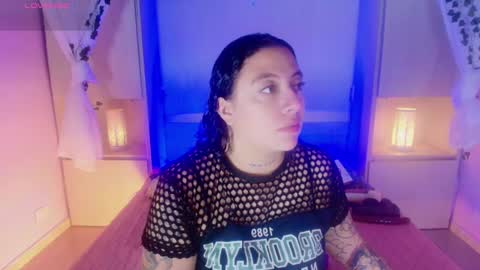 Snapshot of liiavega chatting on September 17, 11:46 am online show from September 17, 11:46 am