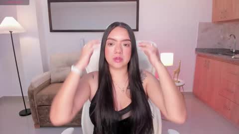 Snapshot of liilylux chatting on October 5, 4:10 am liilylux online show from October 5, 4:10 am