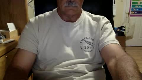 likefhot online show from April 17, 1:24 pm