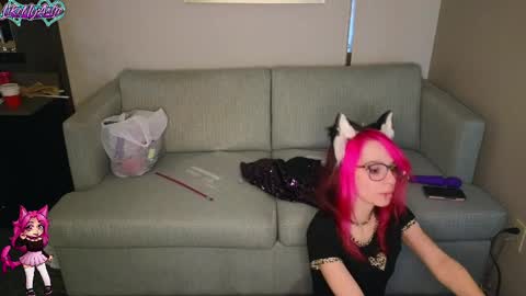 LikeMyAshe online show from March 29, 6:20 pm