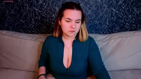 Lil online show from April 12, 7:45 am