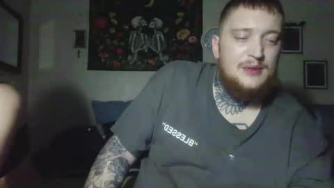 lil_bit_midnightmuse online show from April 15, 11:46 am