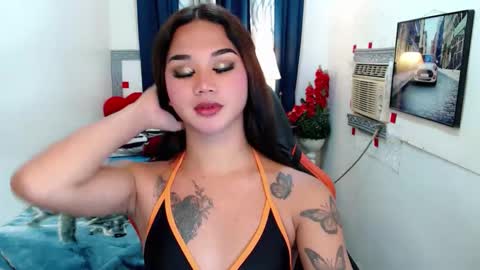 Snapshot of lil_fantacy chatting on September 12, 12:34 am LILY online show from September 12, 12:34 am