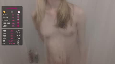 lil gemmie online show from November 19, 10:30 pm