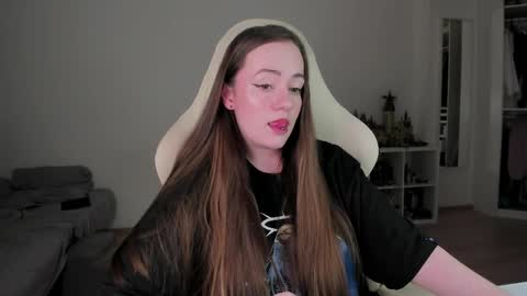 for free registration 3  online show from April 8, 6:11 pm