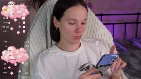 little moon online show from April 1, 10:28 pm