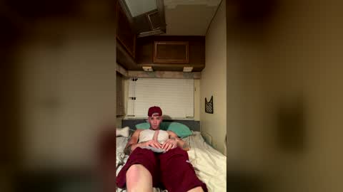 lil_peniz online show from April 19, 8:15 am