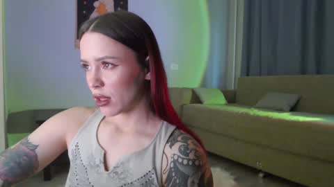 INST Lil happines s online show from November 3, 10:38 am