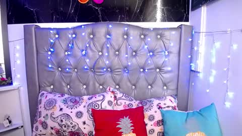 Snapshot of lila_gummy_ chatting on February 26, 2:38 pm online show from February 26, 2:38 pm
