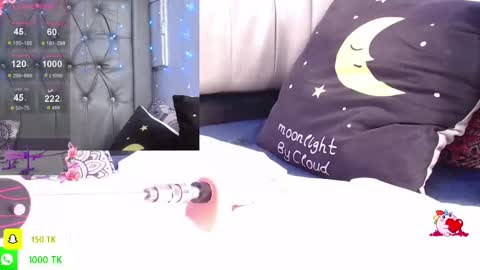 Snapshot of lila_gummy_ chatting on September 23, 1:05 pm online show from September 23, 1:05 pm