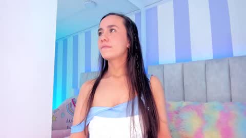 Snapshot of lila_rush_ chatting on February 27, 6:57 am Lila online show from February 27, 6:57 am