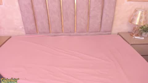 lila bailey  online show from September 13, 8:22 pm