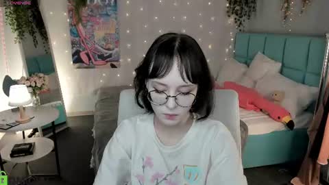 Lili online show from July 10, 11:04 am