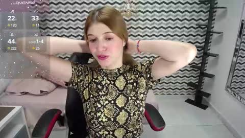 Dove online show from February 15, 12:22 pm