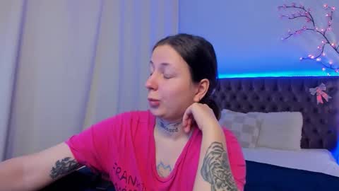 LilaVame online show from November 6, 9:40 pm