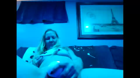 CUM CUM AND CUM AGAIN online show from April 17, 8:06 am