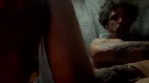 Snapshot of lildudeandme chatting on October 12, 7:23 am lildudeandme online show from October 12, 7:23 am