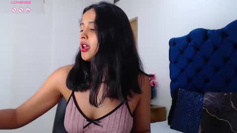 Lili online show from July 6, 3:14 am