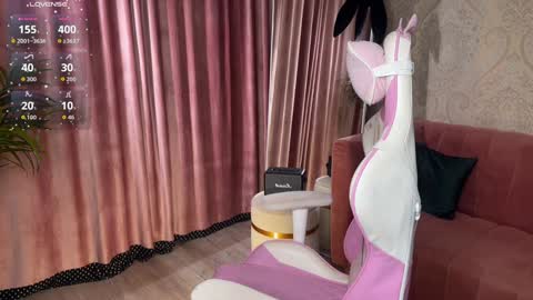 Lili online show from March 15, 3:59 pm