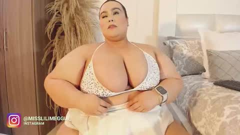 Miss Lili  online show from January 9, 11:10 pm