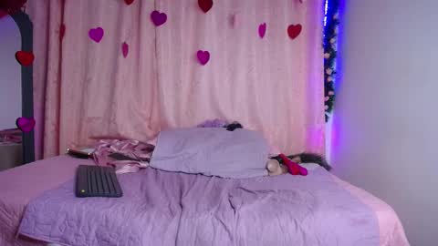 Snapshot of lili_matheus69 chatting on February 23, 12:27 pm lili Matheus69 online show from February 23, 12:27 pm