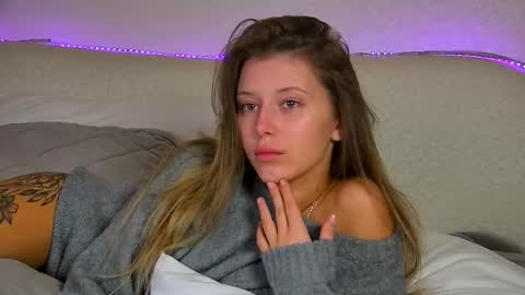 Snapshot of liliabianca chatting on September 19, 6:39 am Mia online show from September 19, 6:39 am