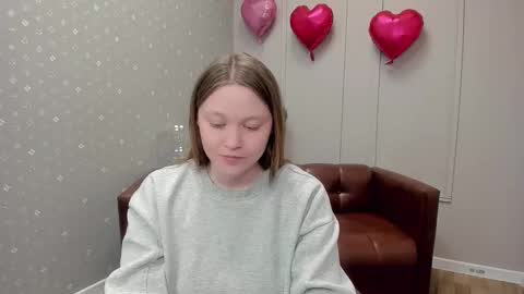 Lilian online show from February 12, 12:53 pm