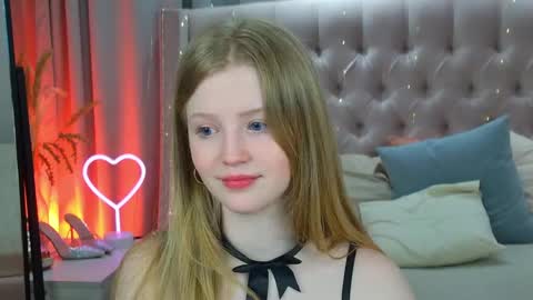 Lilian online show from April 10, 12:32 pm