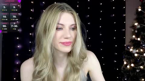 Anna online show from December 6, 5:28 pm